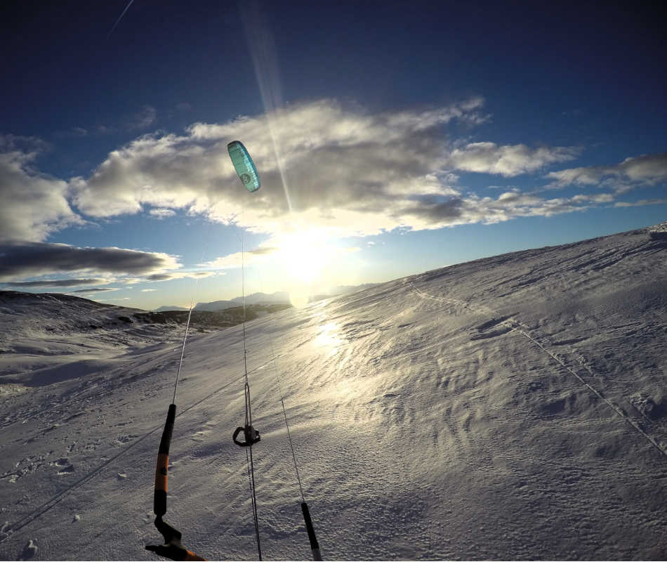 flysurferkiteboarding peak 4 snowkiteodenwald südtirol rittner horn sundown Nord